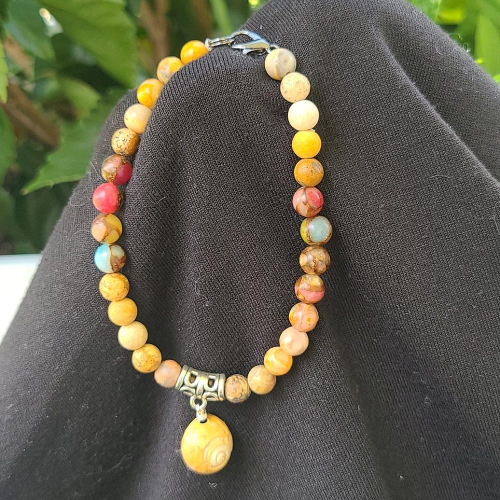Boho beachy beaded bracelet shell